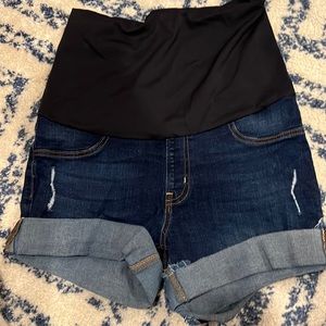 Just Black Size 28 Maternity Denim Shorts